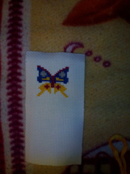 Этап процесса «Вышивка магнит: Бабочка»