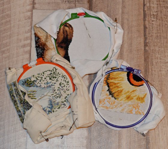 Этап процесса «Три вышивки одновременно.»