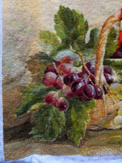 Этап процесса «Корзина с виноградом.»