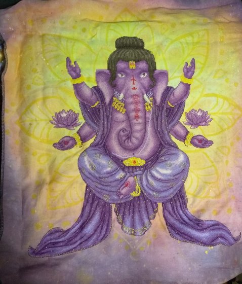 Этап процесса «Сиреневый Ганеша по собственной схеме»