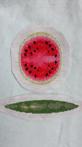 Этап процесса «Игольница "Арбуз" от Риолис самоподбор»