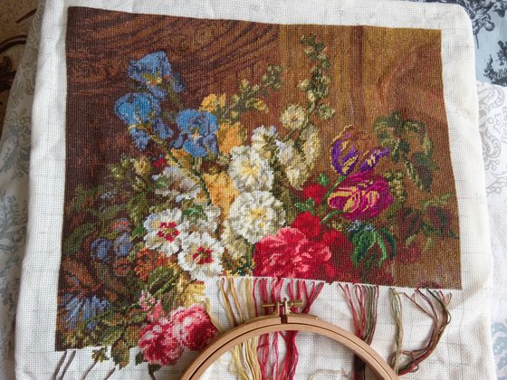 Этап процесса «Гобелен "Парадный букет"»