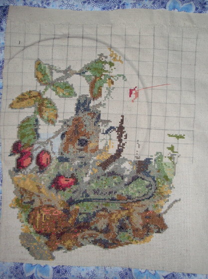 Этап процесса «Мышка в шиповнике»