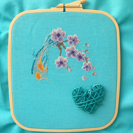 Этап процесса «"Карпы кои" по собственной дизайнерской разработке»