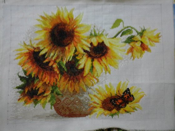 Этап процесса «Подсолнухи в вазе»