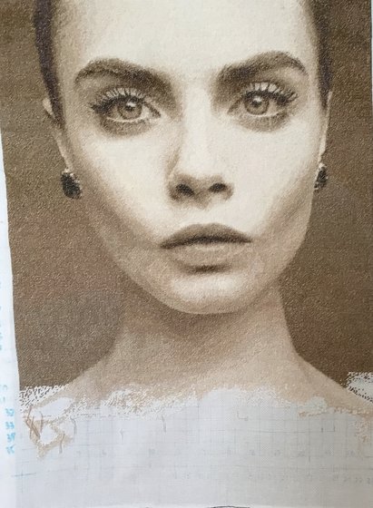 Этап процесса «Портрет фотомодели Кары Делевинь 24/04/21»