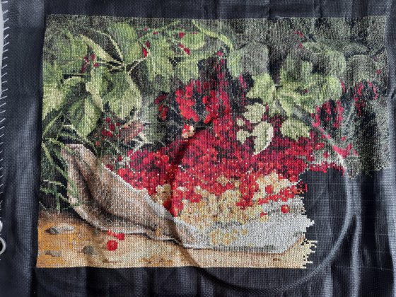 Этап процесса «Красная смородина»