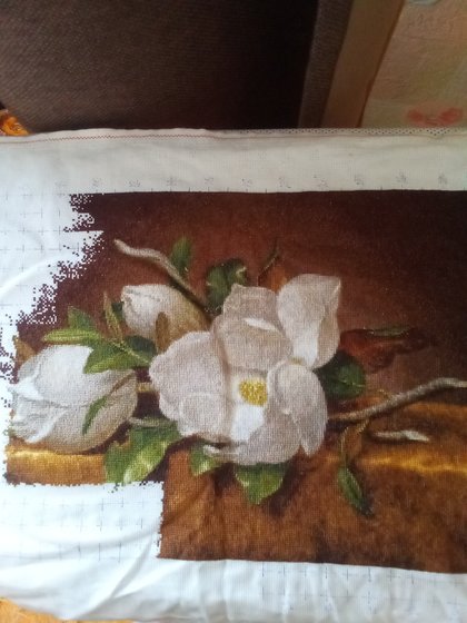 Этап процесса «Магнолии на золотом бархате»