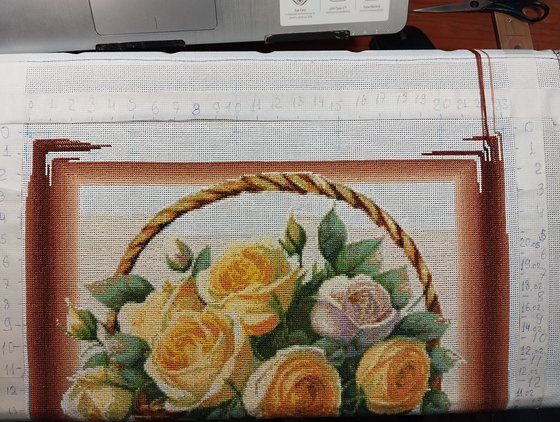 Этап процесса «Букет в корзине.»