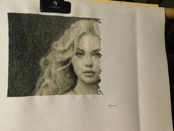 Этап процесса «Девушка в белом»