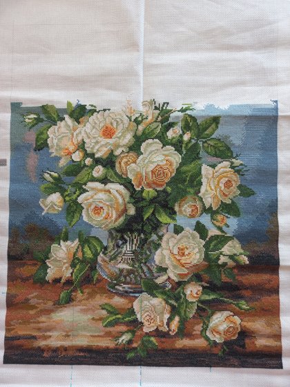 Этап процесса «Букет белых роз»