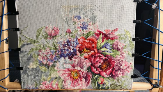 Этап процесса «Пионы и гортензии»